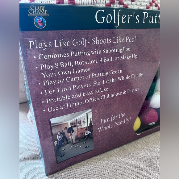 Club Champ Golfer's Putter Pool Game Set - Picture 3 of 4